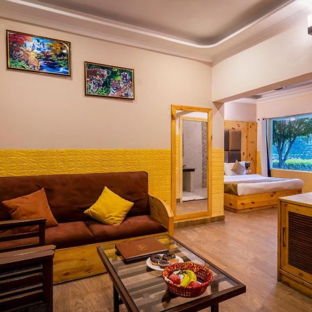 The Tattwaa Corbett Spa And Resort Rāmnagar Buitenkant foto
