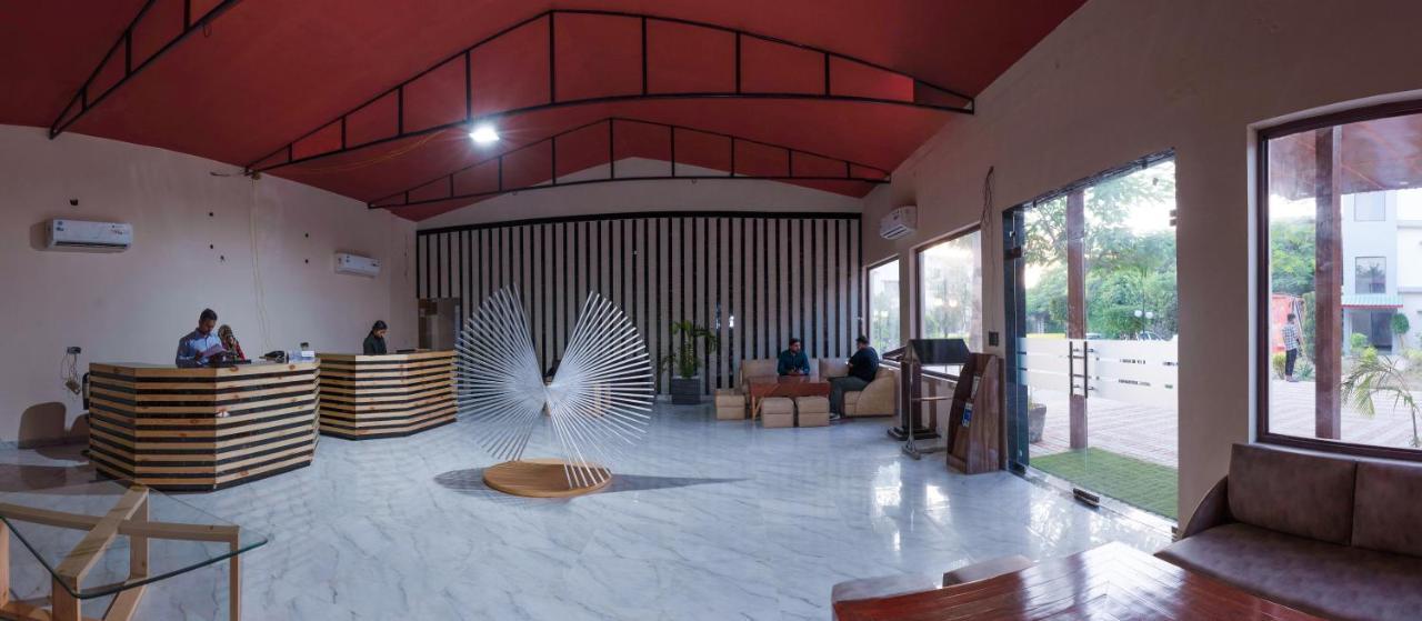 The Tattwaa Corbett Spa And Resort Rāmnagar Buitenkant foto