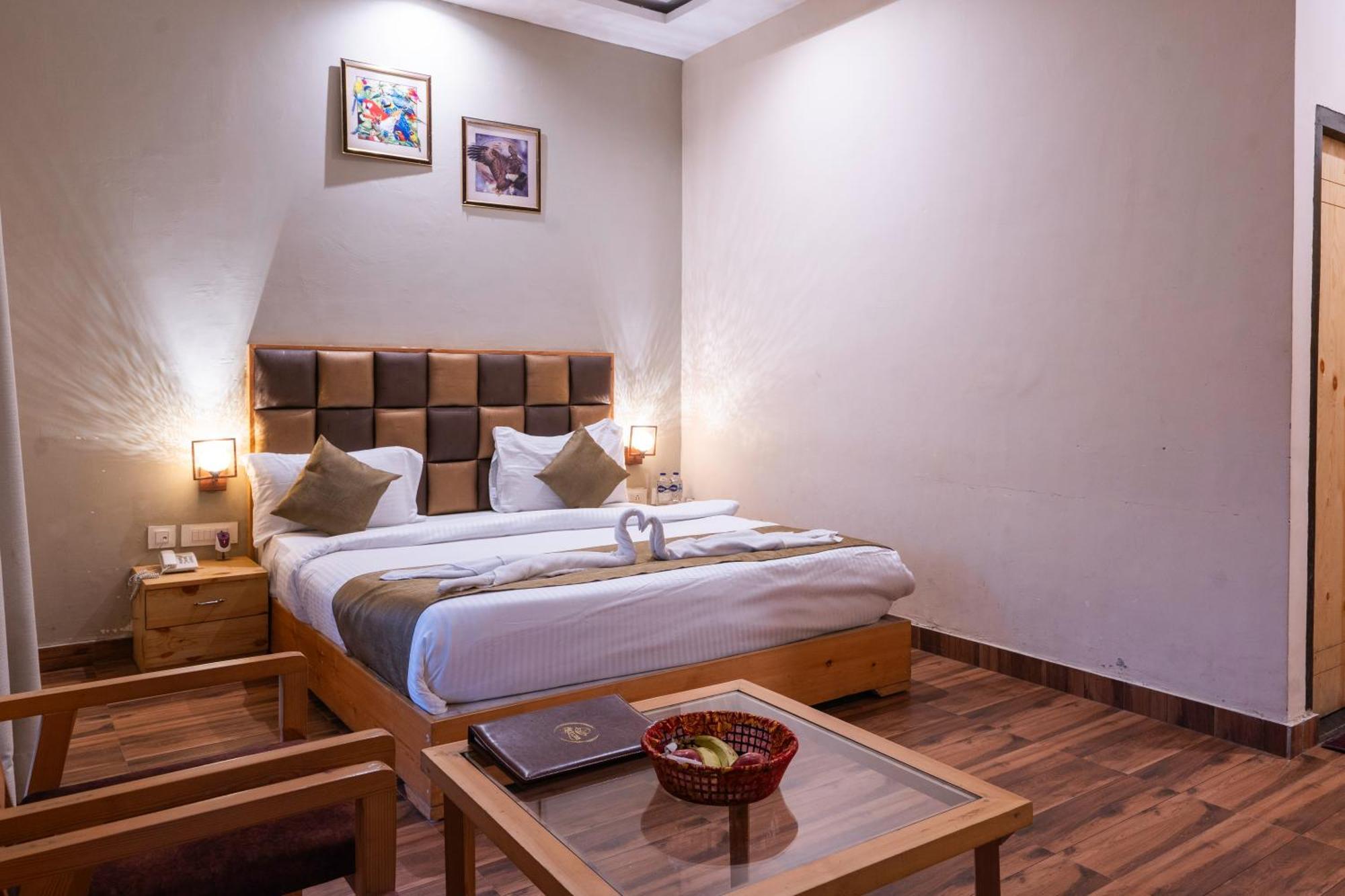 The Tattwaa Corbett Spa And Resort Rāmnagar Buitenkant foto