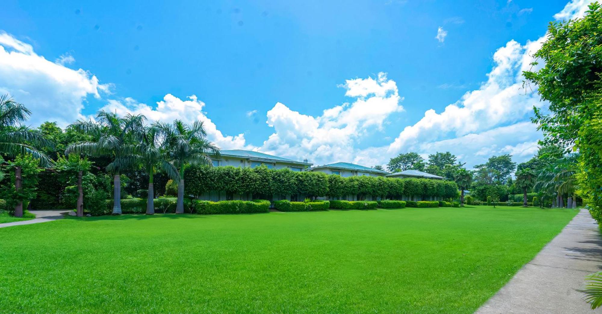 The Tattwaa Corbett Spa And Resort Rāmnagar Buitenkant foto